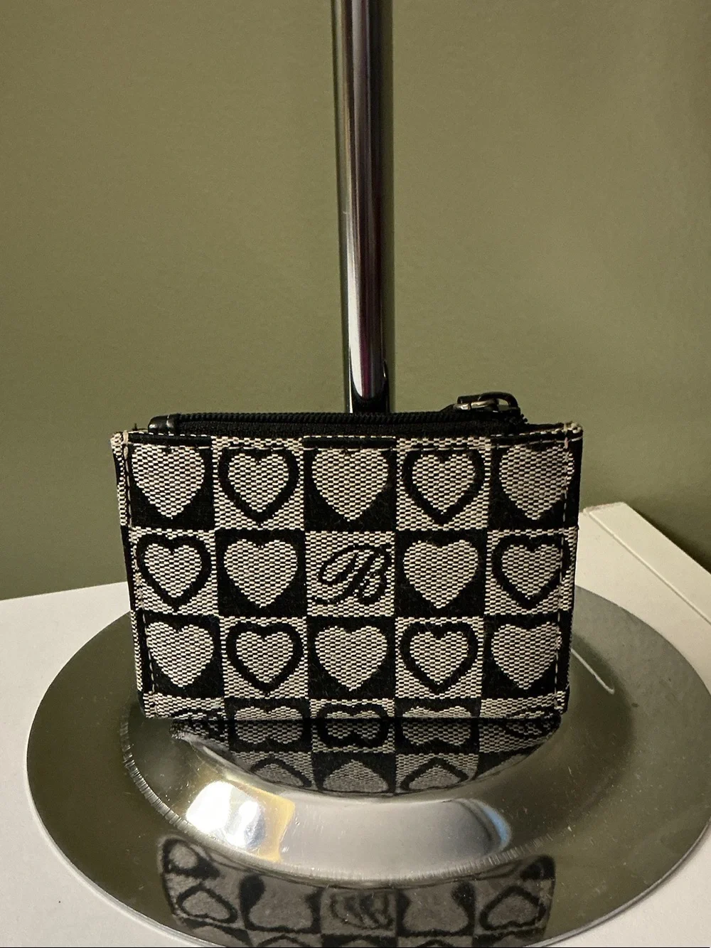 Brighton Black & White Heart Jacquard Card Wallet Heart Zipper Pull EUC